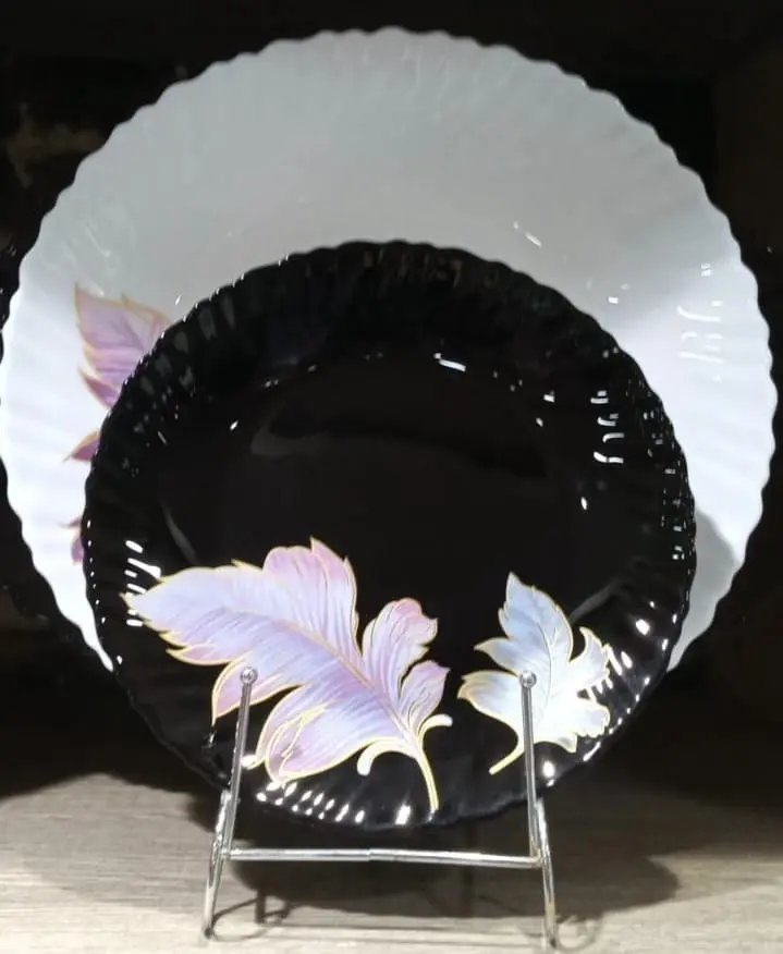 Arcopal 66-piece round white and black dinner set