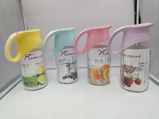 [20195_223520195010] 1.5L Glass Jug with 2 Color Lid