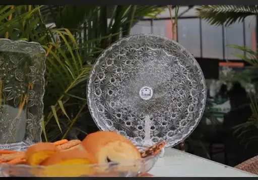 [20786_223520786010] Round star-shaped acrylic tray