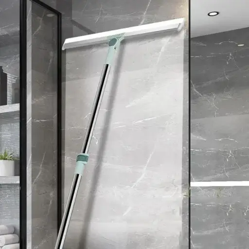 [222101] Luxurious space with steel hand